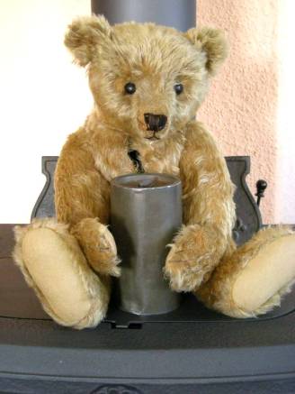 Steiff Wärmflaschenbär von 1907, einer der seltensten Steiff Teddybären überhaupt, nach der Restaurierung